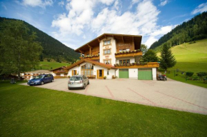 Gästehaus Alpenblick, Berwang, Österreich